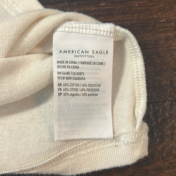 American Eagle Outfitters Beige Floral Graphic Tee - Picture 5 of 5